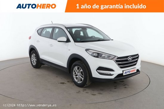 Hyundai Tucson 1.6 GDi BlueDrive Essence 4x2 - 