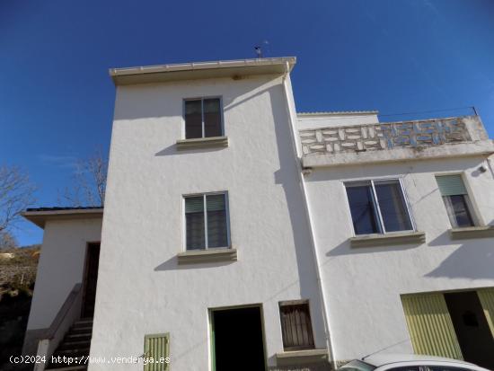 Casa con Bajera y Terraza en Sada - NAVARRA