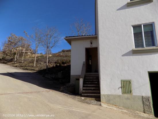 Casa con Bajera y Terraza en Sada - NAVARRA