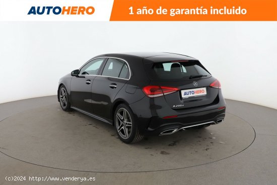 Mercedes Clase A 200 d AMG Line - 