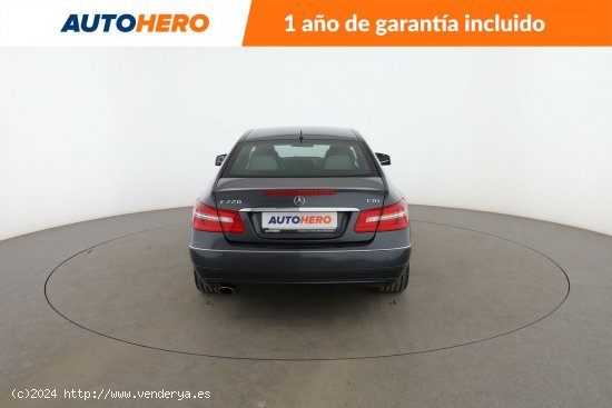 Mercedes Clase E 220 CDI Blue Efficiency Avantgarde - 