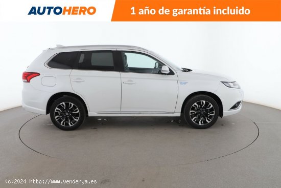 Mitsubishi Outlander 2.0 PHEV Kaiteki - 