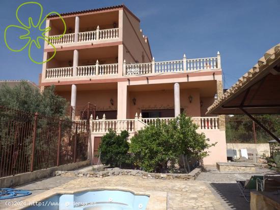  Se Vende en Cantoria - ALMERIA 