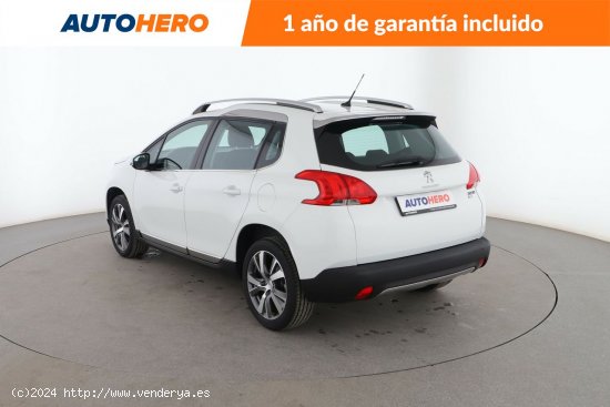 Peugeot 2008 1.2 PureTech Allure - 