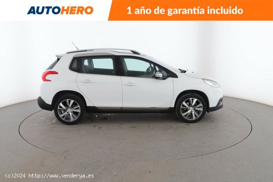 Peugeot 2008 1.2 PureTech Allure - 