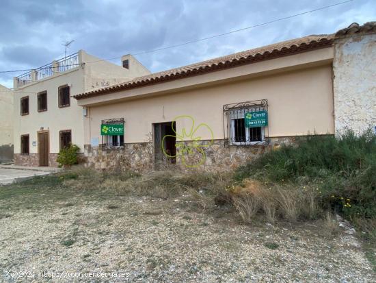  Se Vende en Arboleas - ALMERIA 