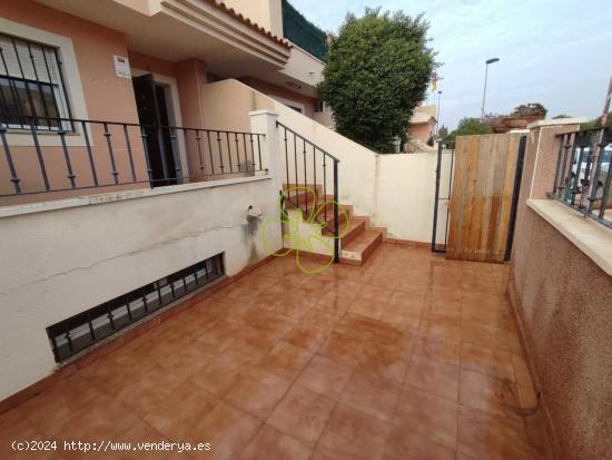 Chalet adosado en venta en calle Bruselas, Euro Roda, San Javier. Murcia. - MURCIA