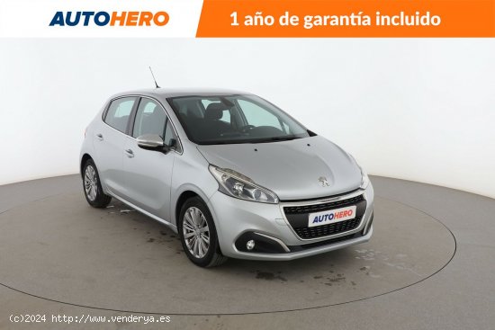 Peugeot 208 1.2 PureTech Allure - 