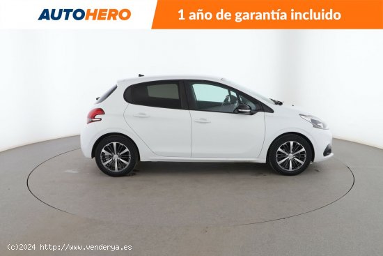 Peugeot 208 1.2 PureTech Style - 