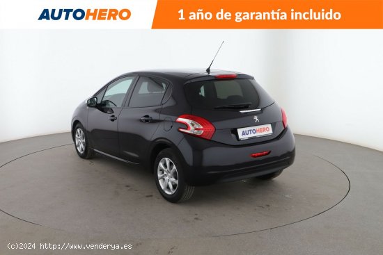 Peugeot 208 1.6 HDi Style - 