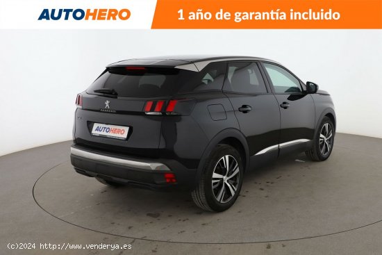 Peugeot 3008 1.2 PureTech Allure - 