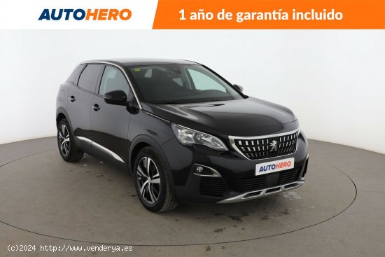 Peugeot 3008 1.2 PureTech Allure - 