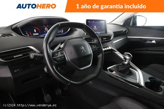 Peugeot 3008 1.2 PureTech Allure - 