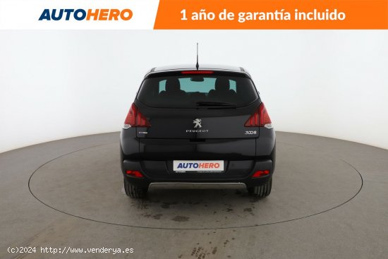 Peugeot 3008 1.2 PureTech Style - 