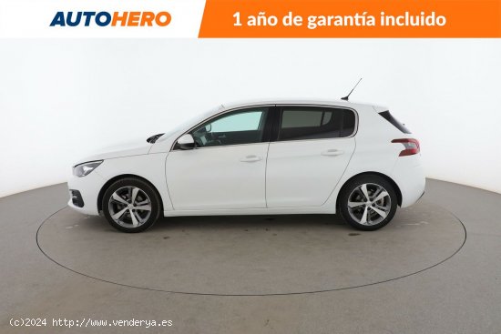 Peugeot 308 1.2 PureTech Allure - 