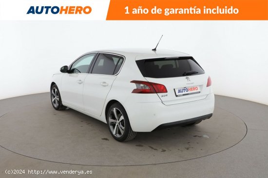 Peugeot 308 1.2 PureTech Allure - 