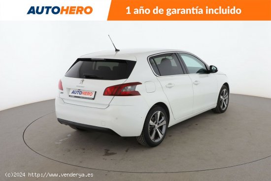 Peugeot 308 1.2 PureTech Allure - 