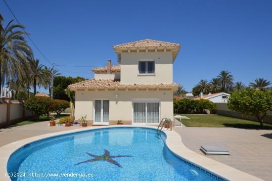 Villa en la mejor zona de Cabo Roig - ALICANTE