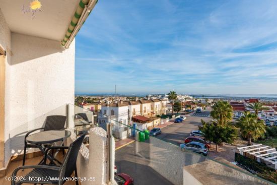 Ático único de 170m2 con vistas panorámicas en Ciudad Quesada! - ALICANTE