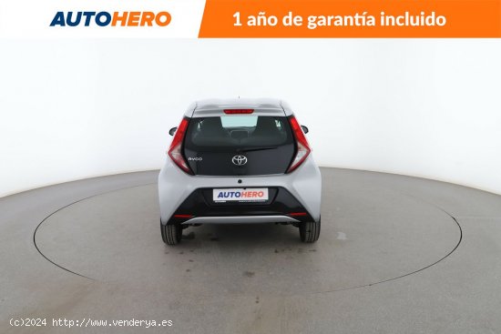 Toyota Aygo 1.0 X-Play - 