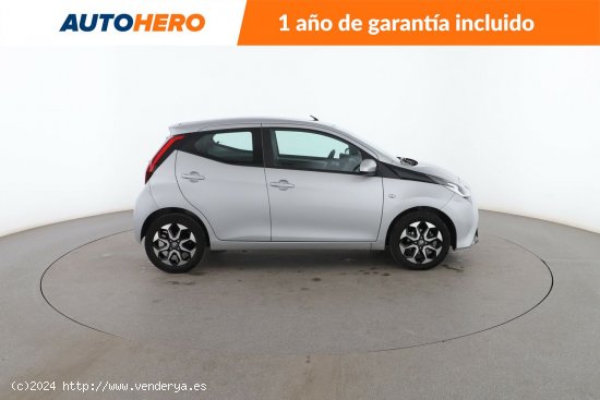 Toyota Aygo 1.0 X-Play - 