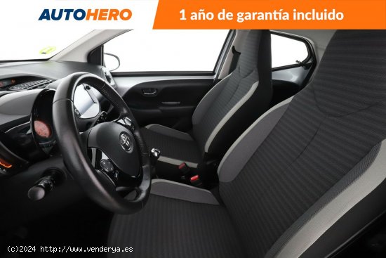 Toyota Aygo 1.0 X-Play - 