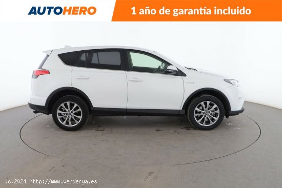 Toyota Rav4 2.5l hybrid 2WD Advance - 