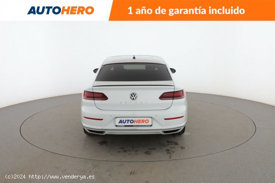 Volkswagen Arteon 2.0 TSI RLine - 