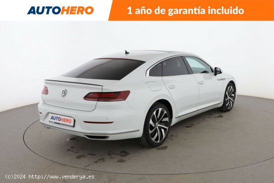 Volkswagen Arteon 2.0 TSI RLine - 