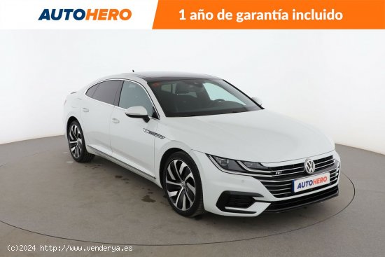 Volkswagen Arteon 2.0 TSI RLine - 