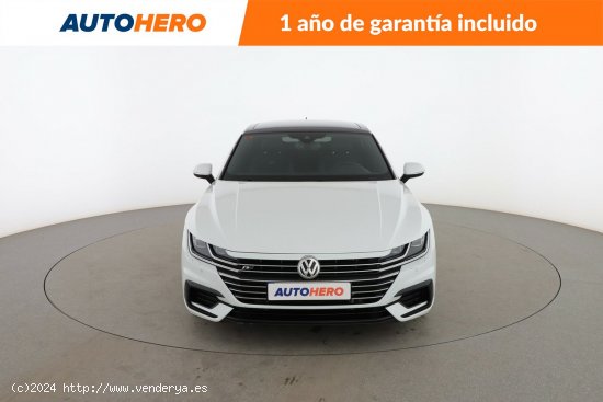 Volkswagen Arteon 2.0 TSI RLine - 