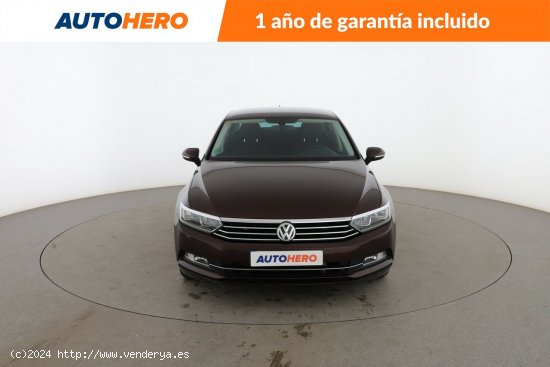 Volkswagen Passat 2.0 TDI Advance BlueMotion - 