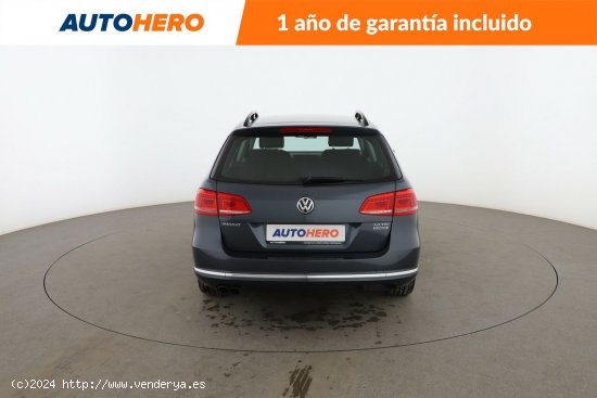 Volkswagen Passat 2.0 TDI Advance BM - 