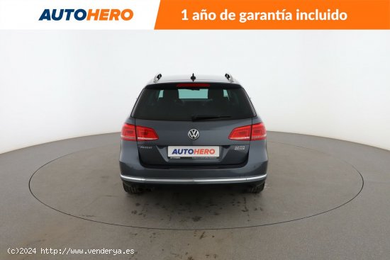 Volkswagen Passat 2.0 TDI Highline BMT - 