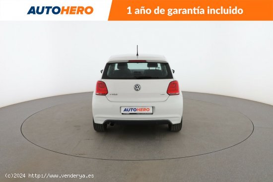 Volkswagen Polo 1.2 TSI Sport by R-Line - 