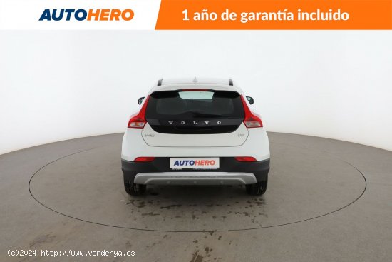 Volvo V40 2.0 D2 Kinetic - 