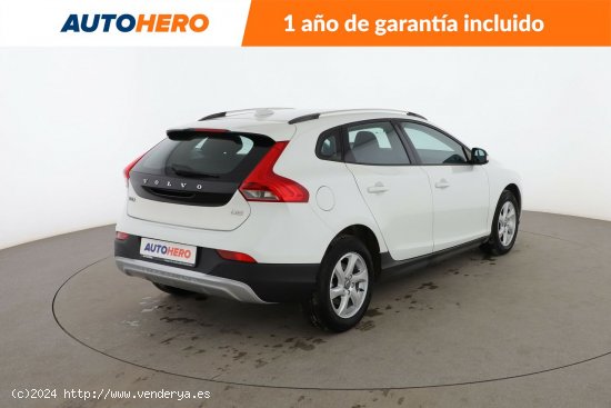 Volvo V40 2.0 D2 Kinetic - 