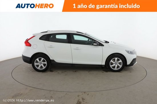 Volvo V40 2.0 D2 Kinetic - 