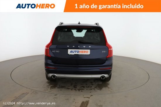 Volvo XC-90 2.0 D5 Momentum AWD - 