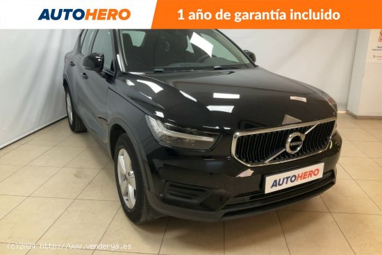 Volvo XC40 1.5 T2 Momentum Core 2WD - 