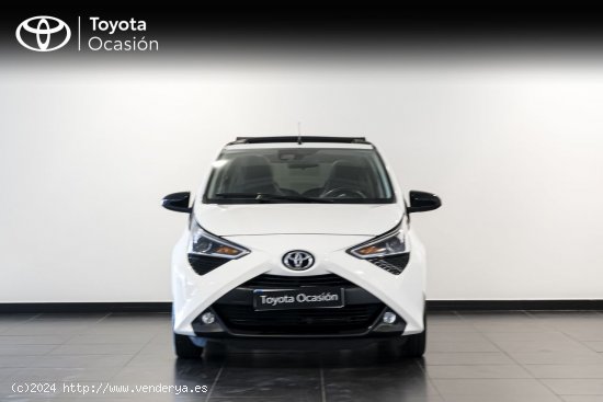 Toyota Aygo 70 X-SHIFT X-WAVE - A Coruña