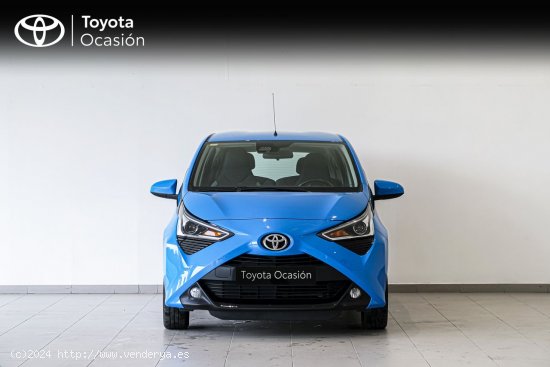 Toyota Aygo 70 X - PLAY + TSS - A Coruña