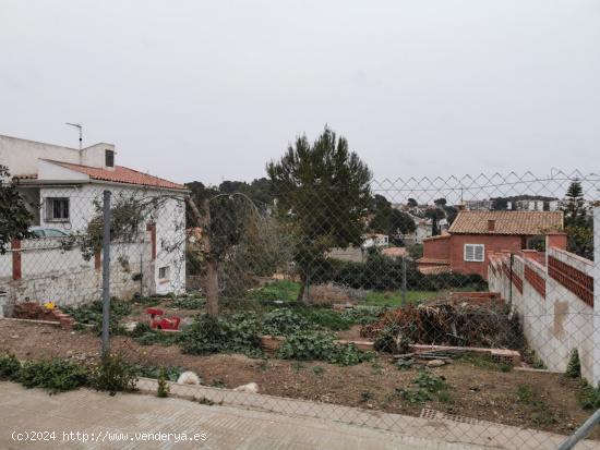 Fantástica parcela situada en Oasis del Vendrell - TARRAGONA