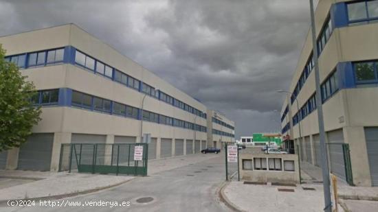  OFICINAS EN VENTA EN POLIGONO LA ISLA DOS HERMANAS - SEVILLA 