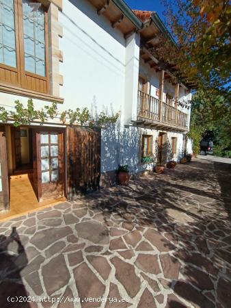 CASA REFORMADA EN MIENGO CON AMPLIA PARCELA - CANTABRIA