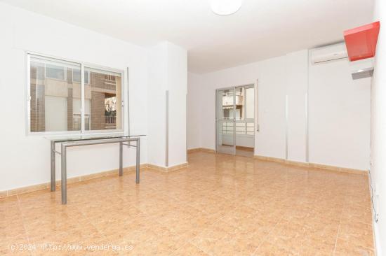 FANTÁSTICO APARTAMENTO DE 3 HABITACIONES A 200 METROS DEL PUERTO DEPORTIVO! - ALICANTE