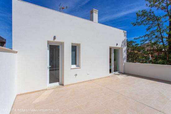 Vivienda unifamiliar con sótano y piscina privada - ALICANTE