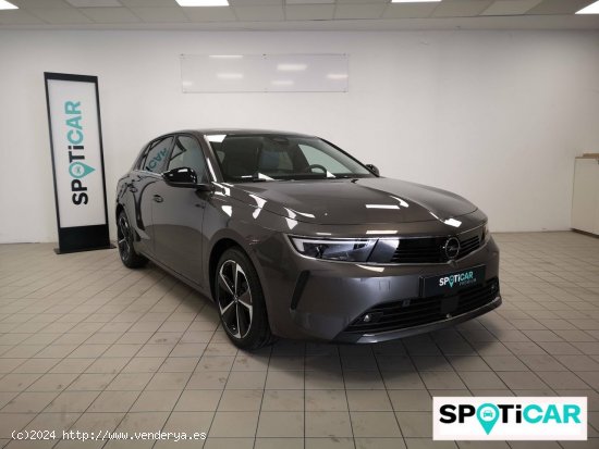 Opel Astra  1.2T XHT 96kW (130CV)  Auto Elegance - Boadilla del Monte