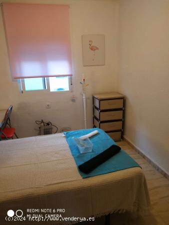 Habitación en piso compartido en Jaén - JAEN