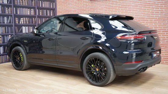 Porsche Cayenne Coupé E-Hybrid - MURCIA